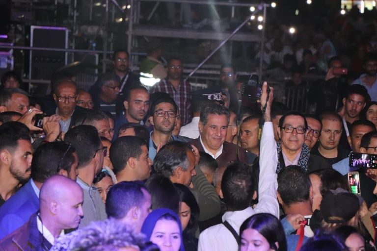 مغرب تايمز - سي أخنوش زيّر معانا السمطة … مهرجان "تيميتار" 3 أيام لا ليومين فقط