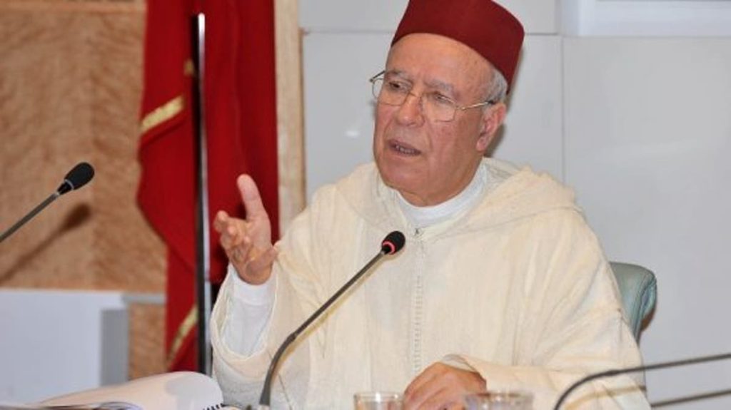 مغرب تايمز - تقْييد الأئمة بـــ"خطبة" موحدة