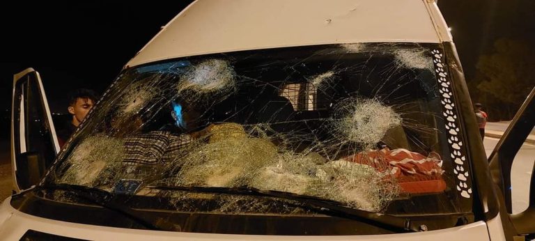 مغرب تايمز - استعمل فيه "الما القاطع , الحجر, والأسلحة البيضاء" .. أحداث شغب رياضي "مفزع" بوجدة