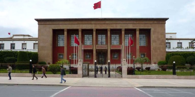 مغرب تايمز - حزب الأصالة والمعاصرة يقترح تغيير ثلاثة مواد في مدونة الشغل