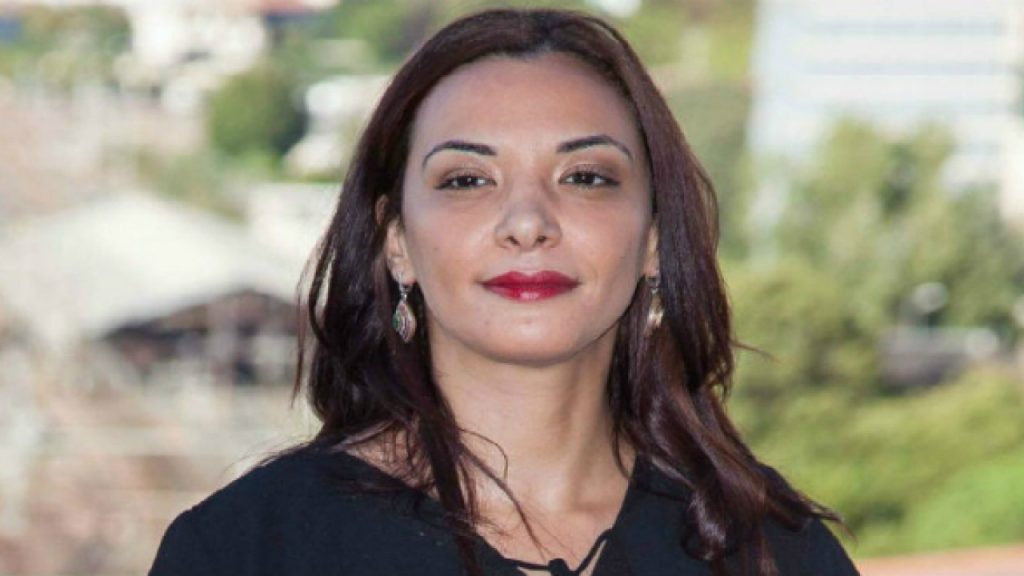مغرب تايمز - لبنى أبيضار تنفجر في وجه عزيز أخنوش