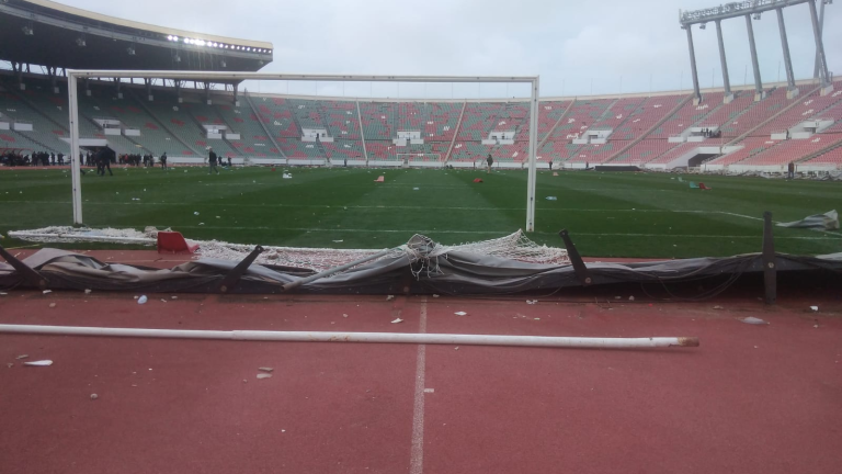 مغرب تايمز - وفاة مشجعين عقب أعمال شغب كروي بوجدة .. ولاية الأمن توضح