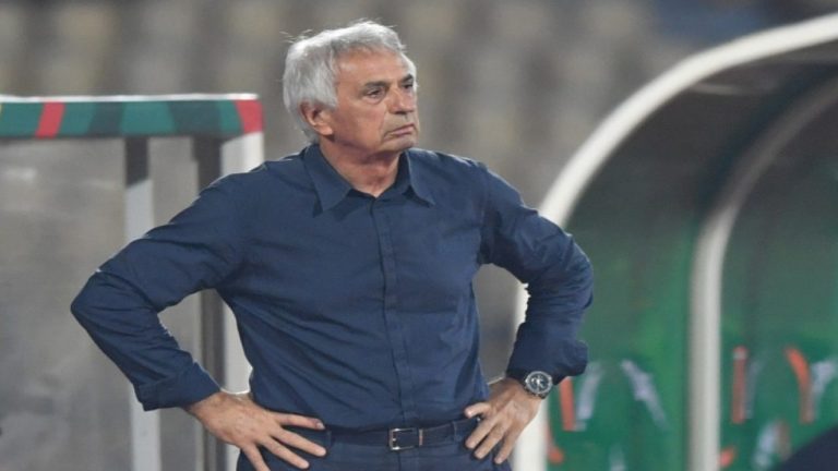 مغرب تايمز - مغاربة يرشحون مدربا بارزا لخلافة  خليلوزيتش بعد خسارته الودية