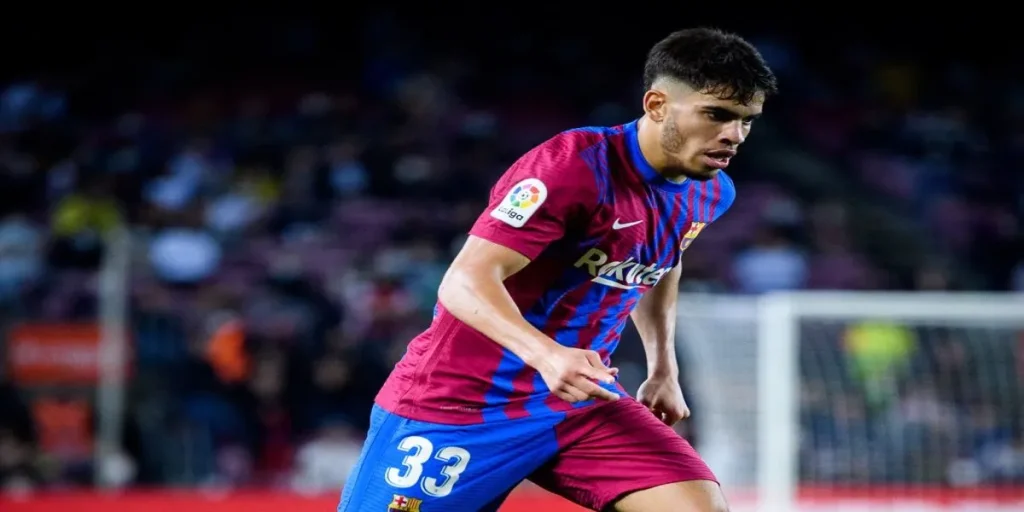 مغرب تايمز - برشلونة يحسم ويحدد موقفه من رحيل عبد الصمد الزلزولي