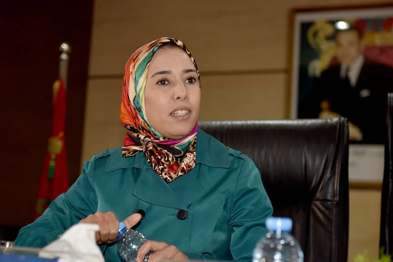 مغرب تايمز - "متى تتكلم حكومة الصمت والدّق؟"