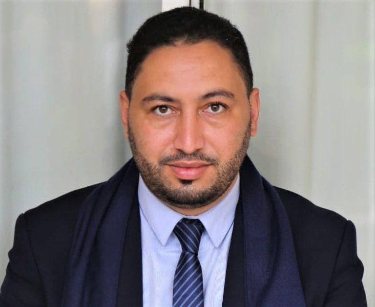 مغرب تايمز - من زاوية أخرى.. من يوقف هدر المال العام؟