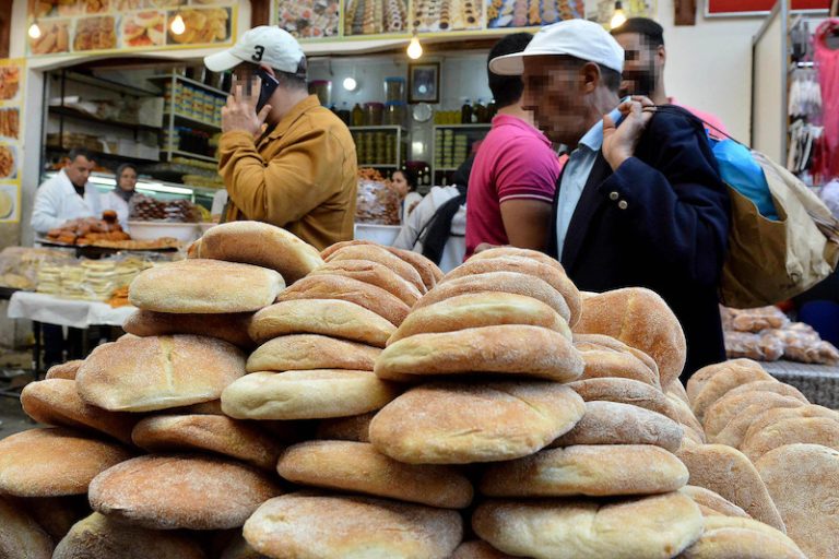 مغرب تايمز - ثالث أيام العيد.. زيادات صاروخية في ثمن الخبز بأكادير