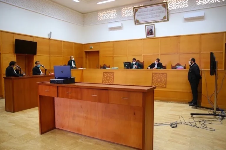 مغرب تايمز - المحكمة تعقد جلسة النطق بالحكم في ملف "معتقلي مليلية"